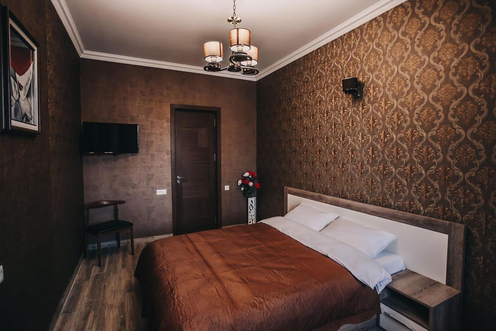7 Rooms Hotel Tserovani Exterior foto